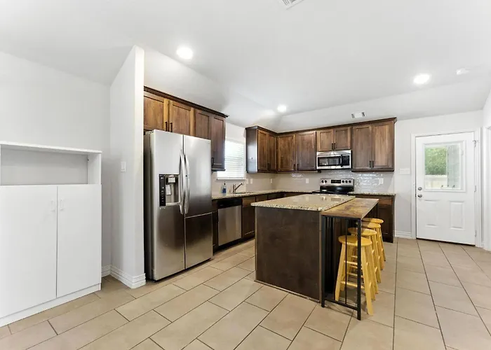 Luxury Mins To Jps & Medical Worth 3* Fort Worth