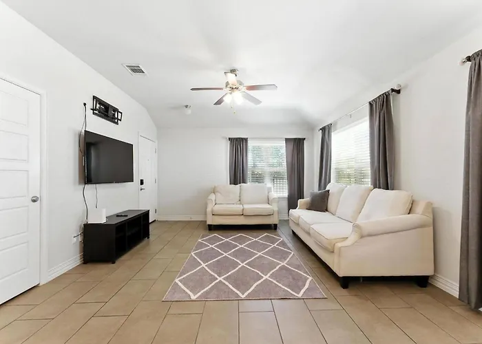 Luxury Mins To Jps & Medical Worth 3* Fort Worth